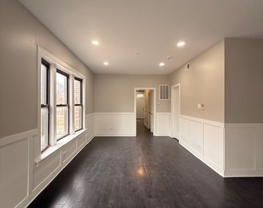 3651 W Grenshaw Street - Photo Thumbnail 3