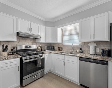 2505 Truxillo Street - Photo Thumbnail 5