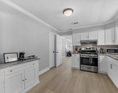 2505 Truxillo Street - Photo Thumbnail 6