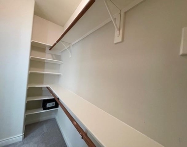 9103 Creekstone Lake Drive - Photo Thumbnail 28