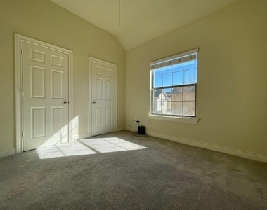9103 Creekstone Lake Drive - Photo Thumbnail 26