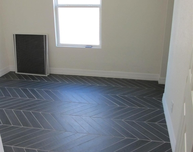 1213 Trimm Avenue - Photo Thumbnail 8