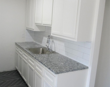 1213 Trimm Avenue - Photo Thumbnail 5