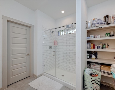 29526 Wilkerson Lane - Photo Thumbnail 7