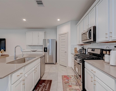 29526 Wilkerson Lane - Photo Thumbnail 19