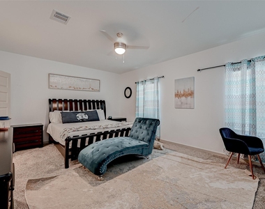 29526 Wilkerson Lane - Photo Thumbnail 10