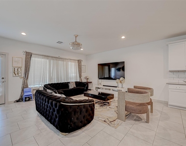 29526 Wilkerson Lane - Photo Thumbnail 24