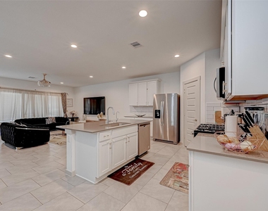 29526 Wilkerson Lane - Photo Thumbnail 17