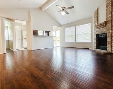 9302 Golden Sunshine Drive - Photo Thumbnail 1