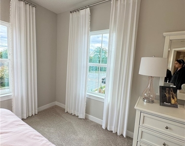 8001 Lake Laurel Ln - Photo Thumbnail 33