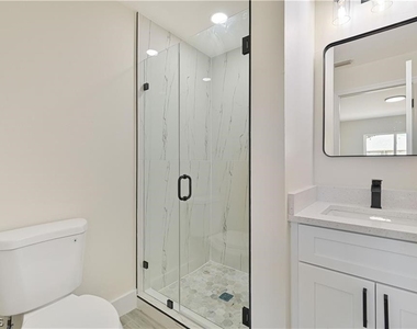 4735 28th Street Sw - Photo Thumbnail 9