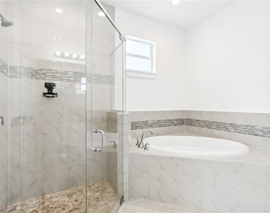 2725 Sw Embers Terrace - Photo Thumbnail 20