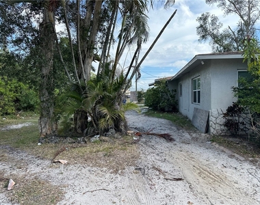 5635 5th Avenue - Photo Thumbnail 1