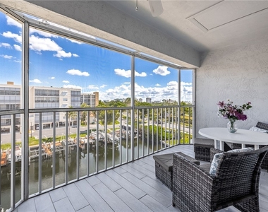 4511 Bay Beach Lane - Photo Thumbnail 19