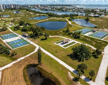 4511 Bay Beach Lane - Photo Thumbnail 41