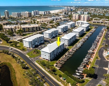 4511 Bay Beach Lane - Photo Thumbnail 27