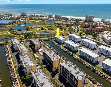 4511 Bay Beach Lane - Photo Thumbnail 35
