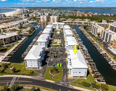 4511 Bay Beach Lane - Photo Thumbnail 25