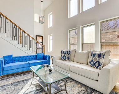 27118 Berry Bright Dr - Photo Thumbnail 3