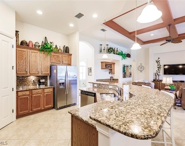 7684 Cottesmore Drive - Photo Thumbnail 14