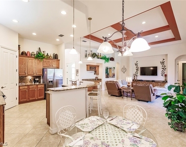7684 Cottesmore Drive - Photo Thumbnail 13