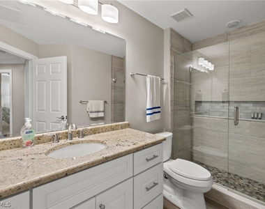9201 Bayberry Bend - Photo Thumbnail 18