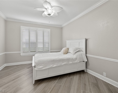 9201 Bayberry Bend - Photo Thumbnail 21