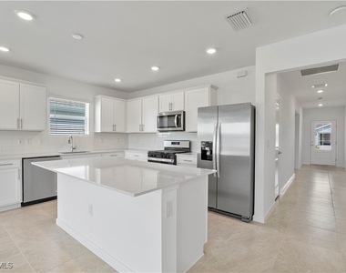 42425 Cascade Drive - Photo Thumbnail 14