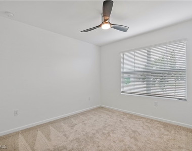 42425 Cascade Drive - Photo Thumbnail 6