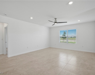 42425 Cascade Drive - Photo Thumbnail 17