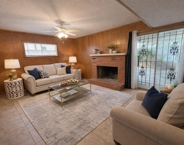 903 Lamonte Lane - Photo Thumbnail 15