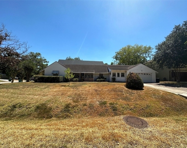903 Lamonte Lane - Photo Thumbnail 35
