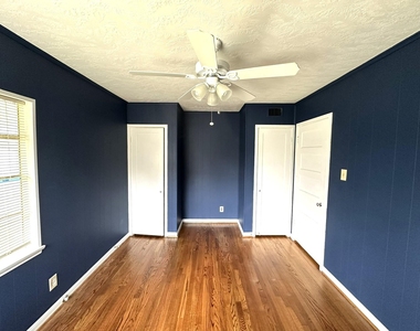 903 Lamonte Lane - Photo Thumbnail 29