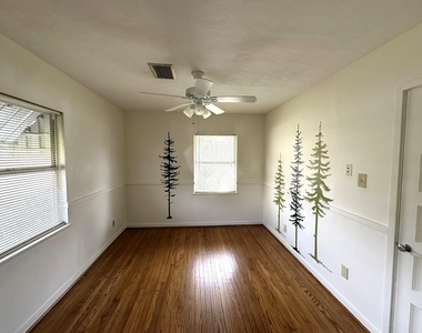903 Lamonte Lane - Photo Thumbnail 23