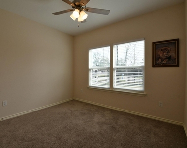 5817 Gaston Street - Photo Thumbnail 21