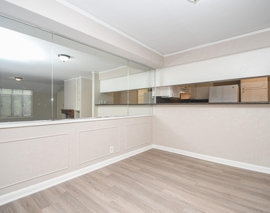 2585 Marilee Lane - Photo Thumbnail 5