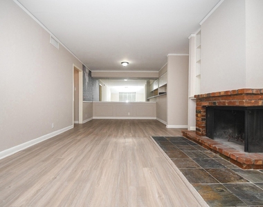 2585 Marilee Lane - Photo Thumbnail 2