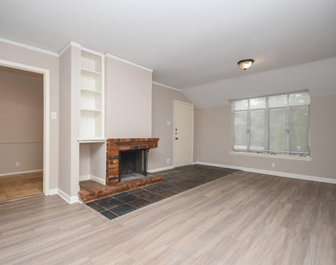 2585 Marilee Lane - Photo Thumbnail 3