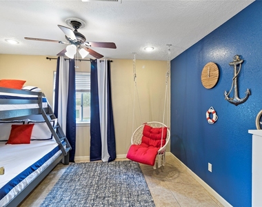 1405 Delabrook Court - Photo Thumbnail 12