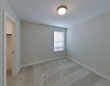 22733 Terrazzo Drive - Photo Thumbnail 10