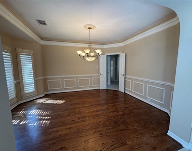1412 Caine Hill Court - Photo Thumbnail 14