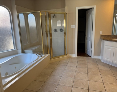 1412 Caine Hill Court - Photo Thumbnail 20