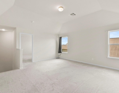3011 Tandem Court - Photo Thumbnail 16