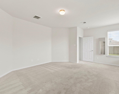 3011 Tandem Court - Photo Thumbnail 12