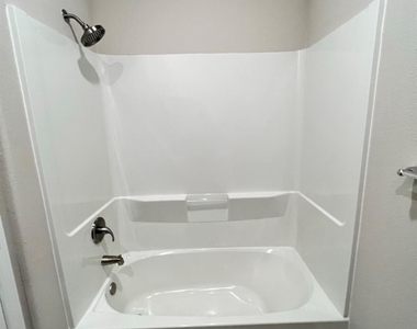 11606 Vistawood Street - Photo Thumbnail 18