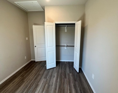 11606 Vistawood Street - Photo Thumbnail 23