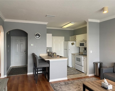 1216 S Missouri Avenue - Photo Thumbnail 5