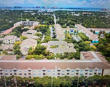 1216 S Missouri Avenue - Photo Thumbnail 2