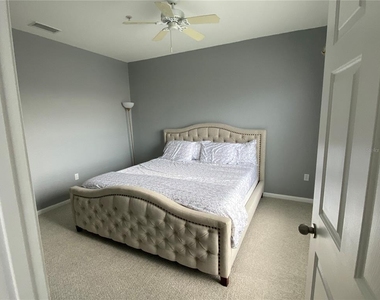 1216 S Missouri Avenue - Photo Thumbnail 12