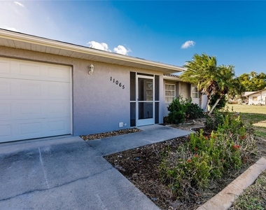 11065 Waterford Avenue - Photo Thumbnail 3